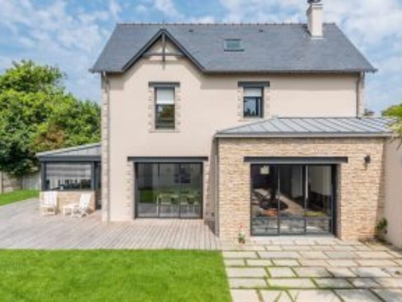 Comyn p2khnp3vjwfeq4guuf2ojnhy1ukmhe89uyw2iv90kw